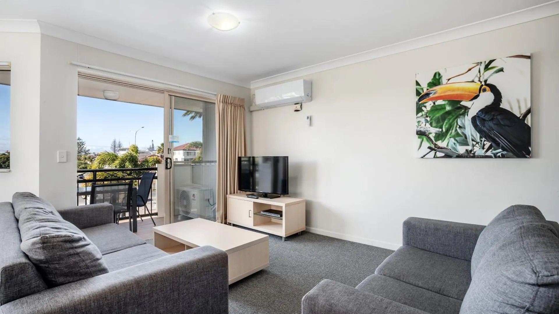 ****  Turtle Beach Resort Mermaid Beach Australia