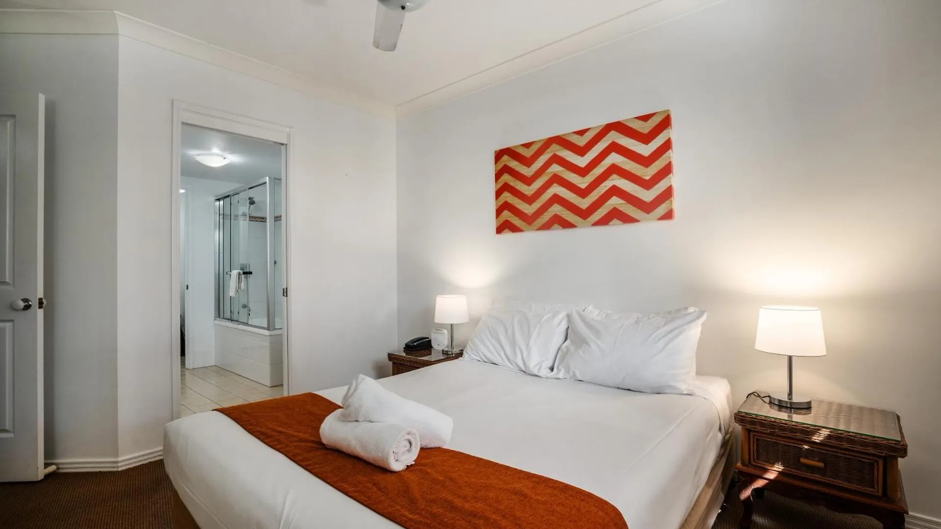 ****  Turtle Beach Resort Mermaid Beach Australia
